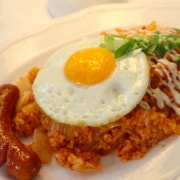 김치 베이컨 필라프 메뉴 사진(네이버)