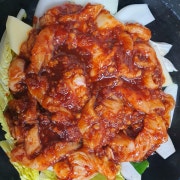 돌판양념구이(1인분) 메뉴 사진(네이버)