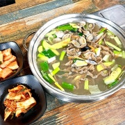도토리 바지락 손 칼국수 메뉴 사진(네이버)