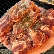 삼겹살 200g 메뉴 사진(네이버)
