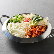 무뼈국물닭발 메뉴 사진(네이버)