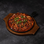 무뼈닭발(Very Spicy) 메뉴 사진(네이버)