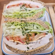 닭가슴살샌드위치 메뉴 사진(네이버)