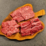 (한우)1++ 우정스페셜(100g) 메뉴 사진(네이버)
