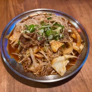 매운차돌숙주볶음 메뉴 사진(네이버)