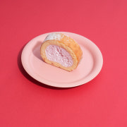 딸기롤케익(조각 1pcs) 메뉴 사진(네이버)