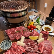시그니처++한우육회 3~4인 SET 메뉴 사진(네이버)