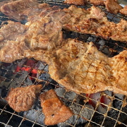 돼지양념갈비 1인분 230g 국내산 메뉴 사진(네이버)