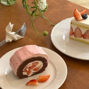 시즌케이크 메뉴 사진(네이버)