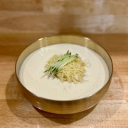 크림이 (백태 콩국수) 메뉴 사진(네이버)