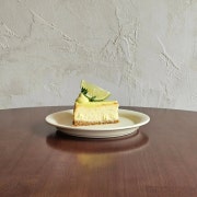라임 치즈케이크(여름 시즌 메뉴) 메뉴 사진(네이버)