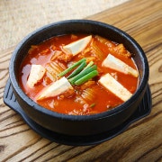 김치찌개 메뉴 사진(네이버)