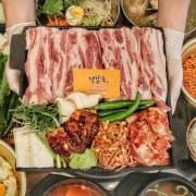 삼겹살100g 메뉴 사진(네이버)