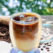 ICE 바닐라라떼 메뉴 사진(네이버)