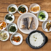 생선우렁쌈밥+솥밥(점심/주말가능) 메뉴 사진(네이버)