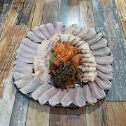 목포 홍어 삼합 메뉴 사진(네이버)