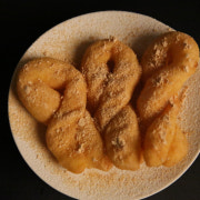 인절미 꽈배기(3개) 메뉴 사진(네이버)