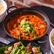 김치찌개 中 메뉴 사진(네이버)