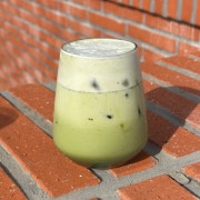 녹차라떼(Iced/Hot) 메뉴 사진(네이버)