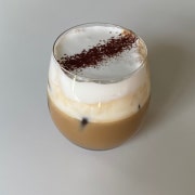 바닐라 아인슈페너 메뉴 사진(네이버)