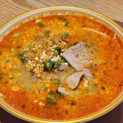 돼지고기똠얌쌀국수(꾸에띠여우똠얌무남콘 메뉴 사진(네이버)