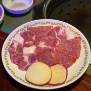 목살 1인분 (200g) 메뉴 사진(네이버)