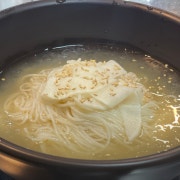 물냉면 메뉴 사진(네이버)