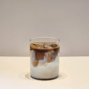 돌체라떼(hot/ice) 메뉴 사진(네이버)