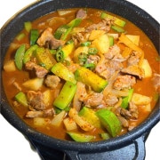 돼지 고추장찌개 메뉴 사진(네이버)