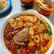 모듬 매운 쌀국수(스지,깐양,양지) 메뉴 사진(네이버)