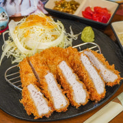 *육즙폭발두툼*등심카츠 정식 메뉴 사진(네이버)