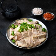 24시간 저온 조리 수비드 보쌈 메뉴 사진(네이버)