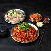 보쌈&홍어무침 세트(소) 메뉴 사진(네이버)