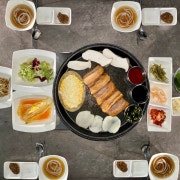 초벌삼겹살 메뉴 사진(네이버)