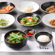 (후식)흑염소반탕(공기밥포함) 메뉴 사진(네이버)