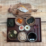 산나물 생선구이 정식 메뉴 사진(네이버)