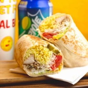 치킨 케밥 브리또(Rice Wrap) 메뉴 사진(네이버)