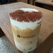 노벰버크림라테 메뉴 사진(네이버)