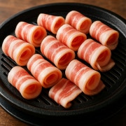 대패삼겹살 (김치 대패 삼겹살) 메뉴 사진(네이버)