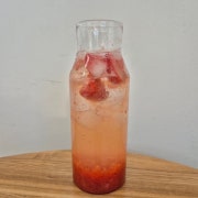 리얼 딸기 에이드 메뉴 사진(네이버)