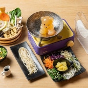 간장돌이+월남쌈+기본죽+칼국수 메뉴 사진(네이버)