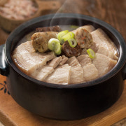 삼겹 수육 순대국 메뉴 사진(네이버)