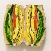 아보카도 샌드위치 메뉴 사진(네이버)
