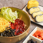 비빔칼국수+노랑김밥1/2 메뉴 사진(네이버)