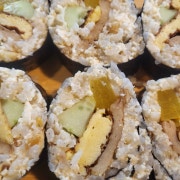두부 잡곡김밥 메뉴 사진(네이버)