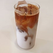 카페 라떼 메뉴 사진(네이버)