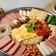 부대찌개 메뉴 사진(네이버)
