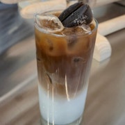 돌체연유라떼 메뉴 사진(네이버)