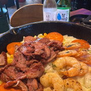 쉬림프&덕&치즈 파히타 메뉴 사진(네이버)