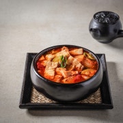 묵은지 김치찌개 메뉴 사진(네이버)